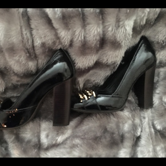 Tory Burch - Picture 4 of 8